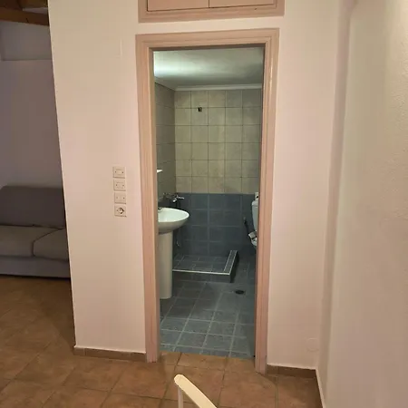 Frigano 2 Stoupa