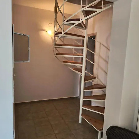Frigano 2 Apartman *